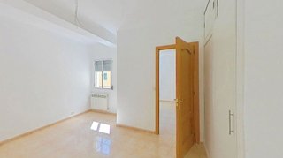 Piso en venta en Los Rosales en Madrid