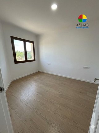 Piso en venta en Fondo en Santa Coloma de Gramanet