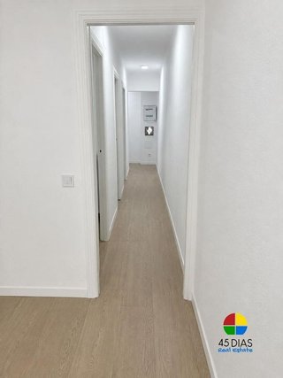 Piso en venta en Fondo en Santa Coloma de Gramanet