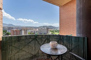 Piso en venta en Cerrillo de Maracena - Periodistas en Granada