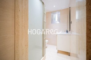 Piso en venta en Can Serra en Hospitalet de Llobregat, L´