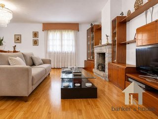 Chalet en venta en Altamira - Canaletes en Cerdanyola del Vallès