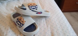 Chanclas niño Capibara verde claro, número 34,35..
