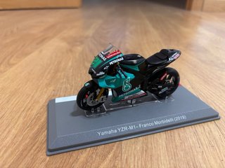 Miniatura Moto GP Yamaha YZR-M1 Franco Morbidelli