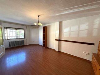 Casa en venta en Zona Parque de las Infantas - Magdalena en Valdepeñas