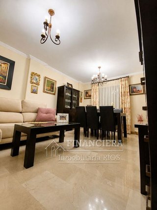 Casa en venta en Nueva Alcalá en Alcalá de Guadaira