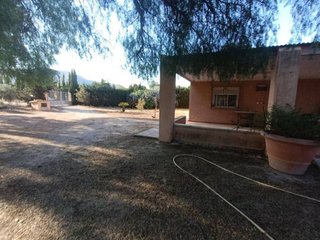 Chalet en venta en Campo Alto en Elda