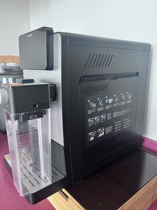 Cafetera Superautomática Cecotec Nueva
