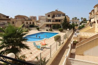 Casa adosada en venta en Nueva Torrevieja - Aguas Nuevas en Torrevieja