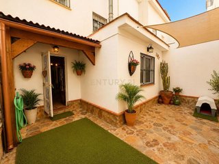 Casa adosada en venta en Cártama pueblo en Cártama