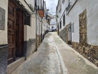 Casa adosada en venta en Cazorla