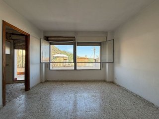 Casa adosada en venta en Cazorla