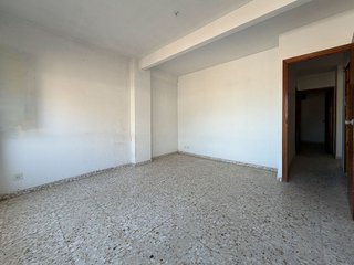 Casa adosada en venta en Cazorla