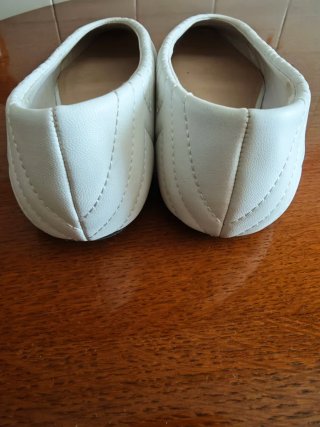 Zapatos planos blancos mujer