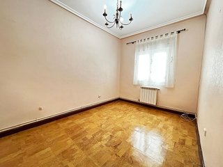 Piso en venta en Campo de la Juventud en Palencia