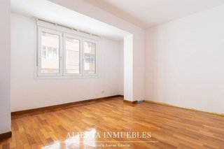 Piso en venta en Doctor Cerrada en Zaragoza
