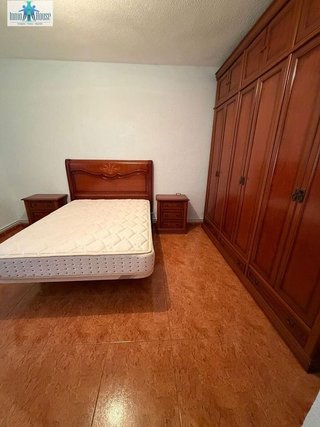 Piso en venta en Hospital - Parque sur en Albacete