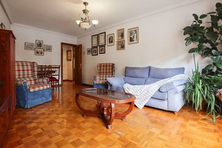 Piso en venta en Zona Teatro Campoamor en Oviedo