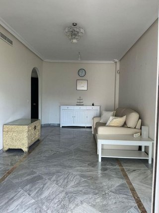 Piso en venta en Nueva Andalucía centro en Marbella