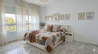 Piso en venta en Nueva Andalucía centro en Marbella