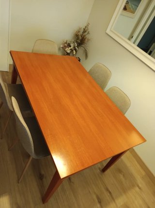 Mesa comedor 0,90x1,50 (extendible a 1,35 o 2,40)