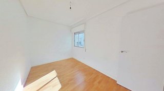 Piso en venta en Sudeste Industrial en Fuenlabrada