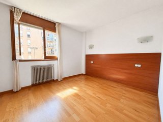 Piso en venta en Eixample Nord – La Devesa en Girona