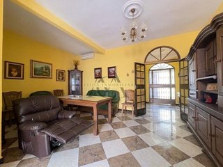 Chalet en venta en El Carmen - La Barrera en Lucena