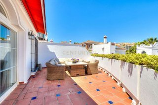 Casa adosada en venta en Riviera del Sol en Mijas