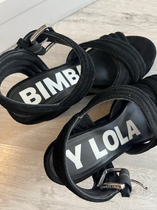 Sandalias BIMBA Y LOLA Negras