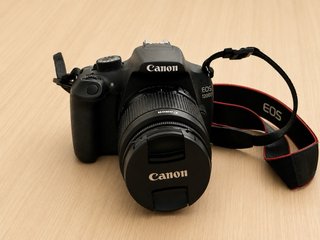 Canon EOS 1200D Cámara Digital + Accesorios