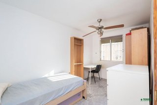 Piso en venta en Ciudad Jardín - Tagarete - El Zapillo en Almería