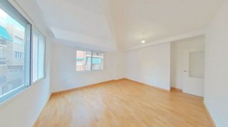 Piso en venta en Carolinas Bajas en Alicante