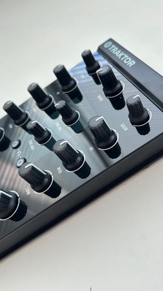 Traktor Kontrol Z1