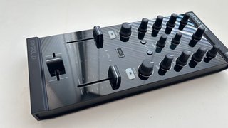 Traktor Kontrol Z1
