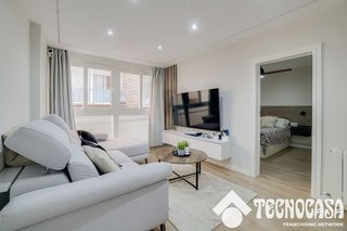Piso en venta en Singuerlín - Can Franquesa - Les Oliveres en Santa Coloma de Gramanet