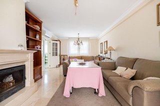 Casa adosada en venta en Los Molinos - Villa Blanca en Almería