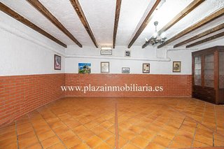 Chalet en venta en El Valle en Lucena
