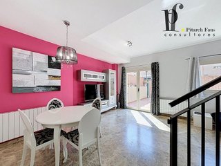 Casa adosada en venta en Núcleo Urbano en Pobla de Vallbona (la)