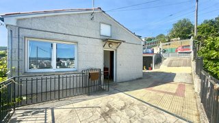Chalet en venta en Ventiun en Ourense