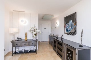 Piso en venta en Los Arqueros-Puerto del Almendro en Benahavís