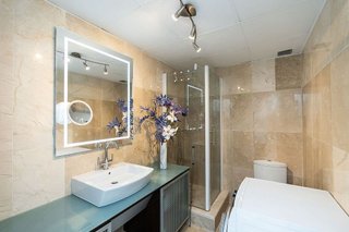 Piso en venta en Los Arqueros-Puerto del Almendro en Benahavís
