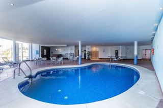 Piso en venta en Los Arqueros-Puerto del Almendro en Benahavís