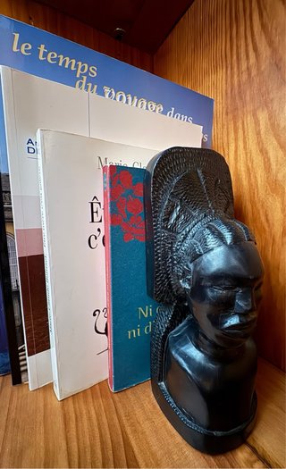 Sujetalibros africanos antiguos Congo