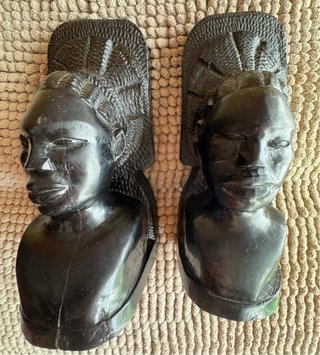 Sujetalibros africanos antiguos Congo