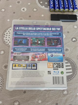 Buzz! Un Mondo di Quiz Ed. Speciale PS3