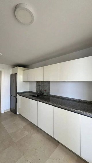 Piso en venta en Los Naranjos - Las Brisas en Marbella
