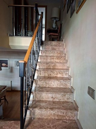 Dúplex en venta en Can Baró en Barcelona
