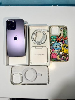 iPhone 14 Pro Max Morado + Accesorios
