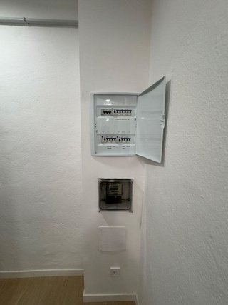 Piso en venta en Fondo en Santa Coloma de Gramanet